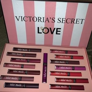 Victoria secret lip gloss kit